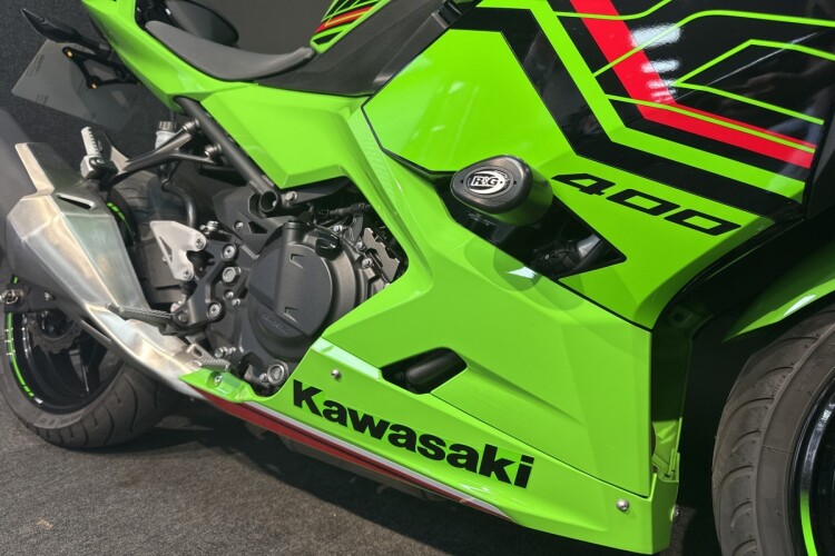 KAWASAKI NINJA 400