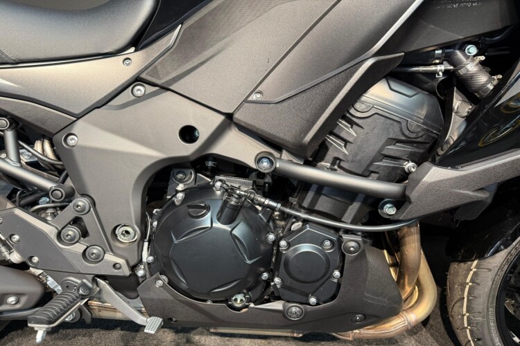 KAWASAKI VERSYS 1100