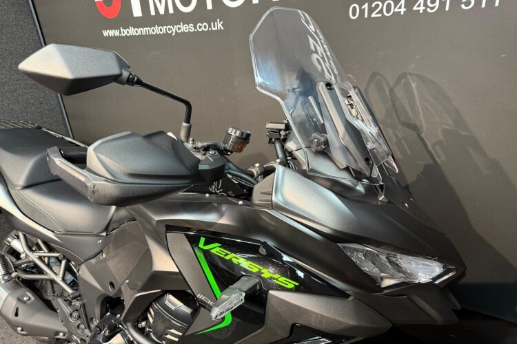 KAWASAKI VERSYS 1100