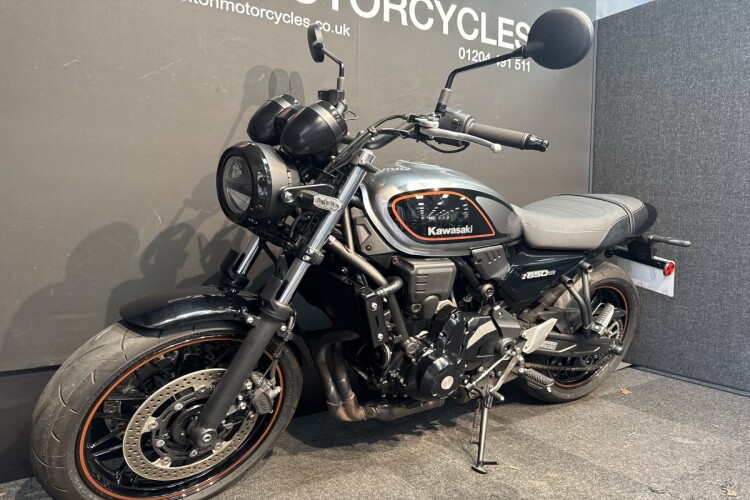 KAWASAKI Z650 RS