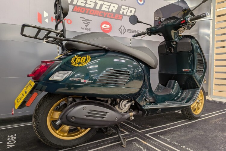 PIAGGIO VESPA GTS