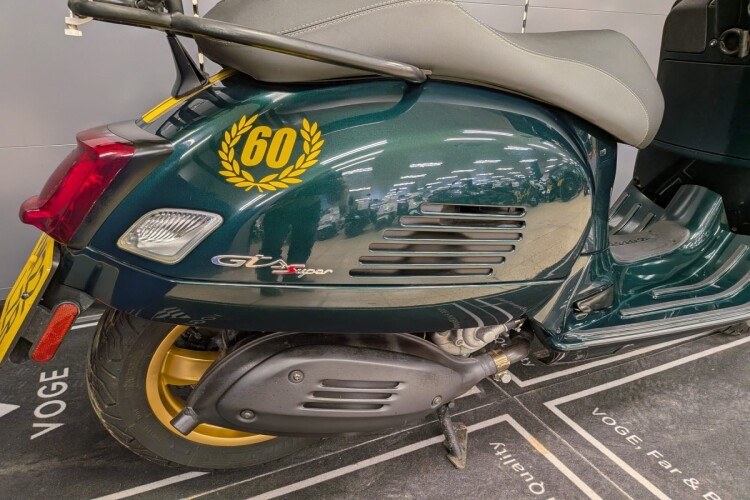 PIAGGIO VESPA GTS