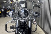 HARLEY TOURING