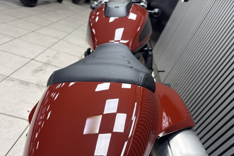 HARLEY-DAVIDSON SPORTSTER