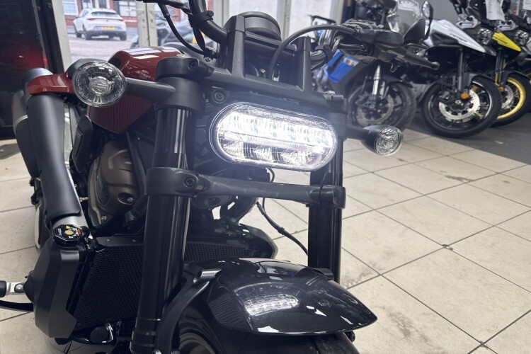 HARLEY-DAVIDSON SPORTSTER