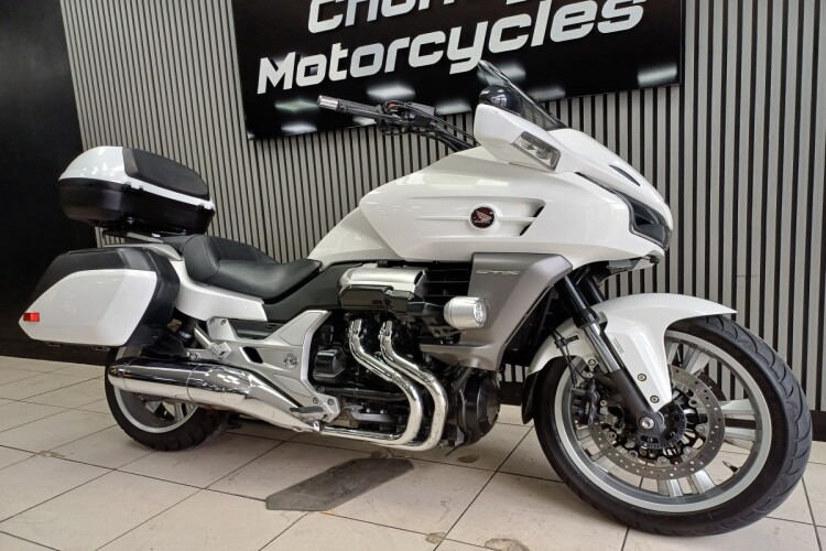 HONDA CTX1300