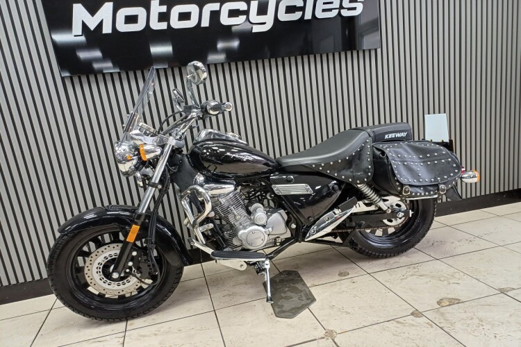 KEEWAY SUPERLIGHT 125