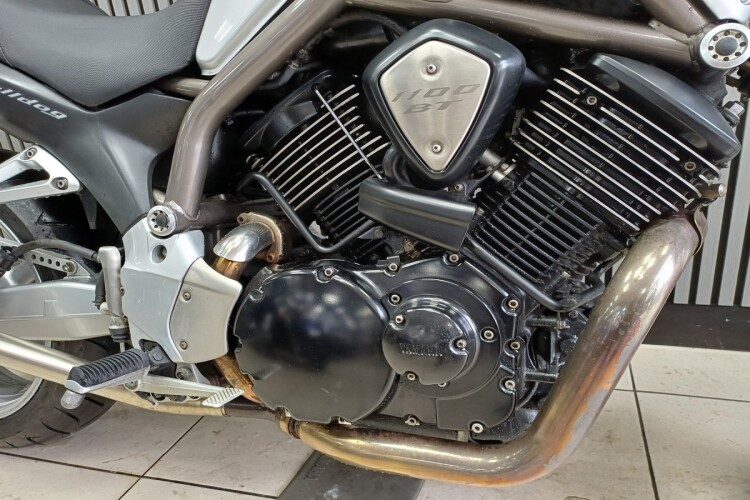 YAMAHA BT1100