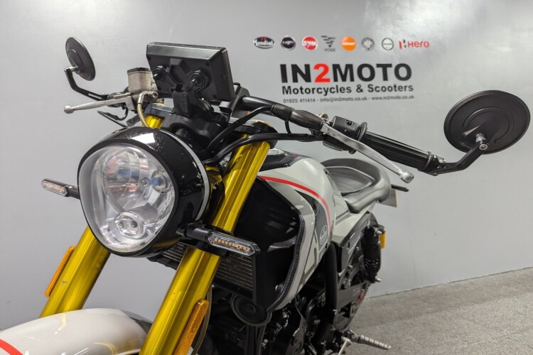 FB MONDIAL HPS125 HIPSTER