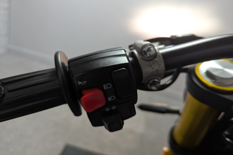 FB MONDIAL HPS125 HIPSTER