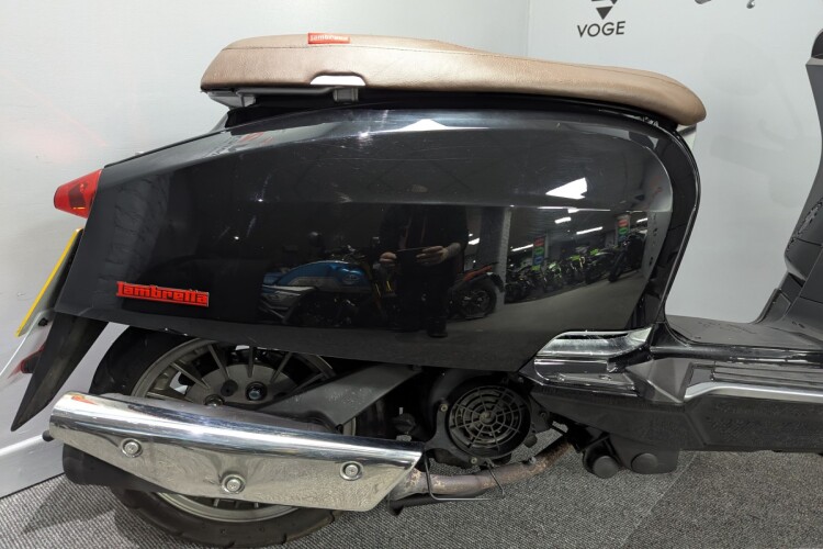 LAMBRETTA V125 SPECIAL