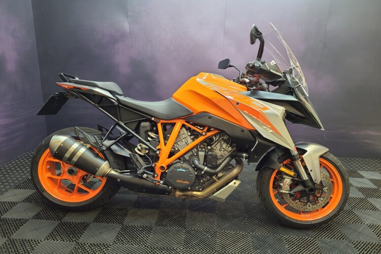KTM 1290 SUPER DUKE GT