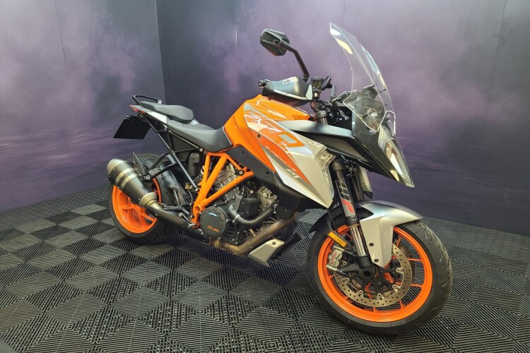 KTM 1290 SUPER DUKE GT