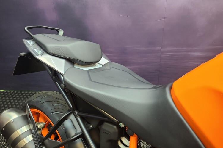 KTM 1290 SUPER DUKE GT