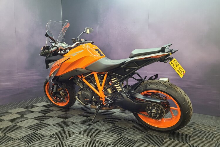 KTM 1290 SUPER DUKE GT