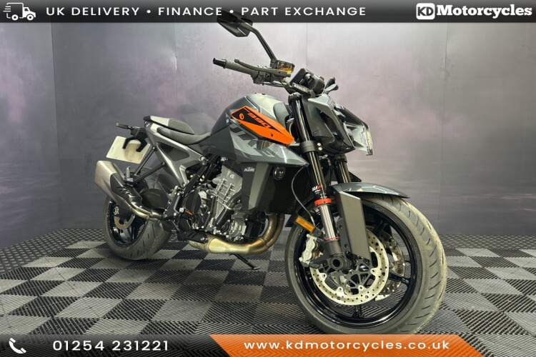 KTM 990 DUKE