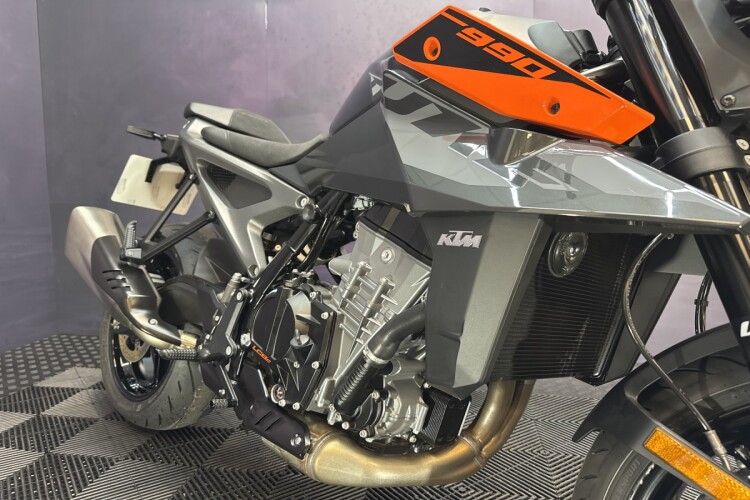 KTM 990 DUKE