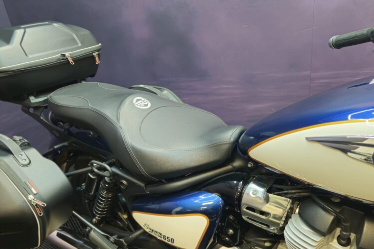 ROYAL ENFIELD SUPER METEOR 650