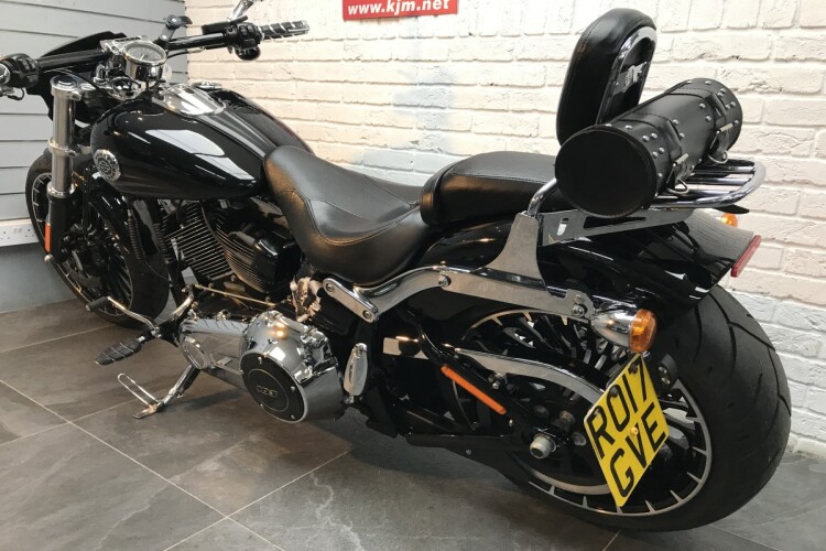 HARLEY-DAVIDSON SOFTAIL