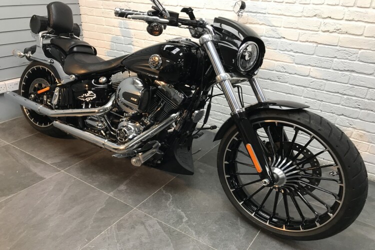 HARLEY-DAVIDSON SOFTAIL