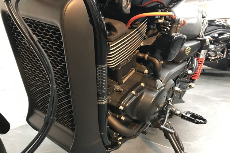 HARLEY-DAVIDSON STREET