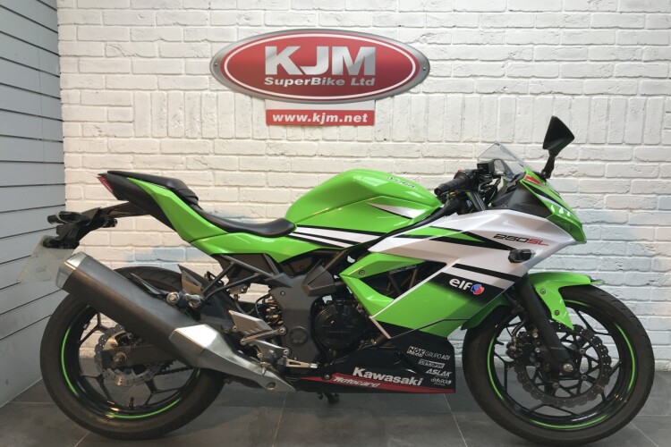 KAWASAKI NINJA 250R