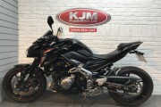 KAWASAKI Z900