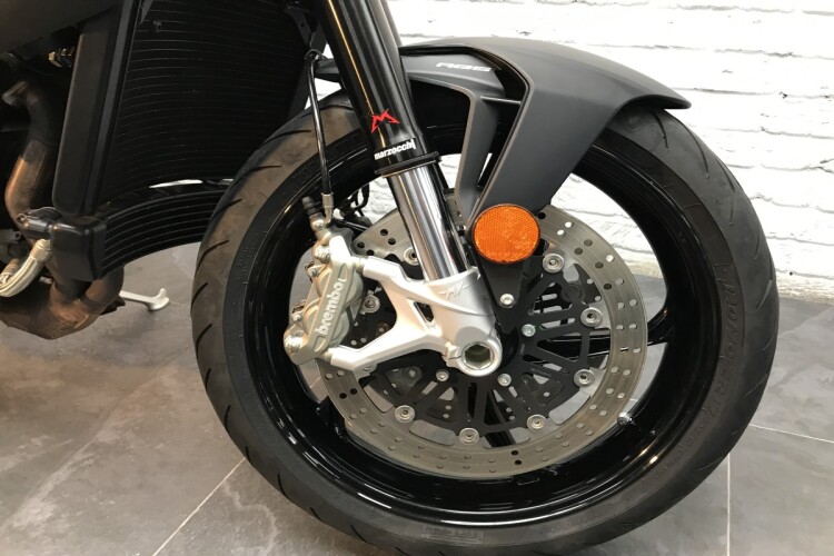 MV AGUSTA BRUTALE 800