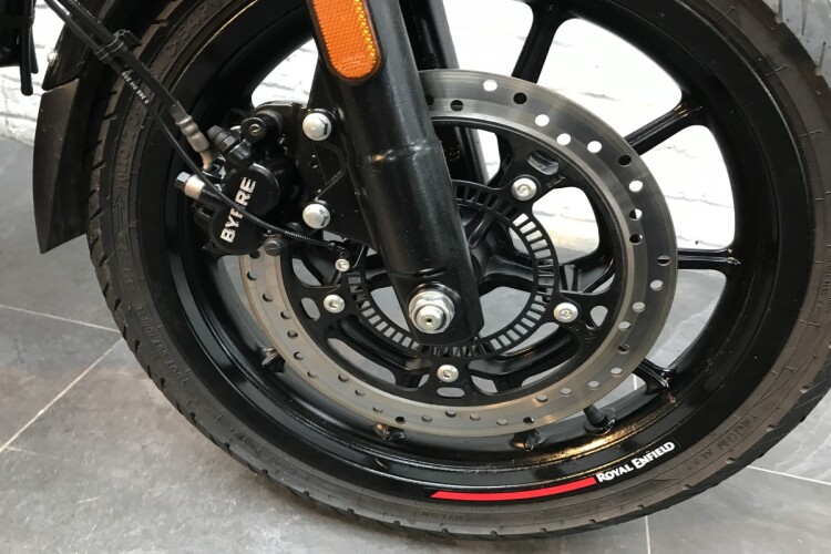 ROYAL ENFIELD HUNTER 350