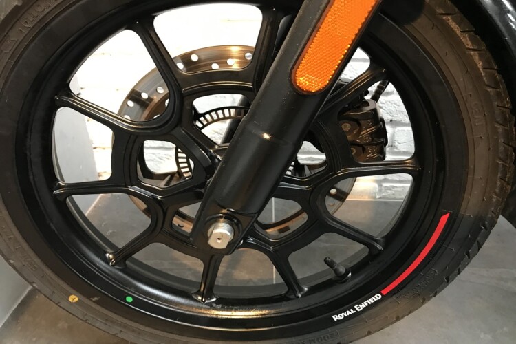 ROYAL ENFIELD HUNTER 350