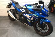SUZUKI GSX250R