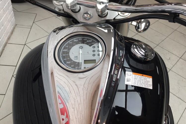 YAMAHA XVS950MIDNIGHT STAR