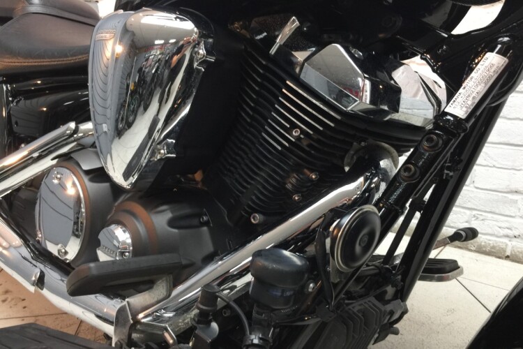 YAMAHA XVS950MIDNIGHT STAR