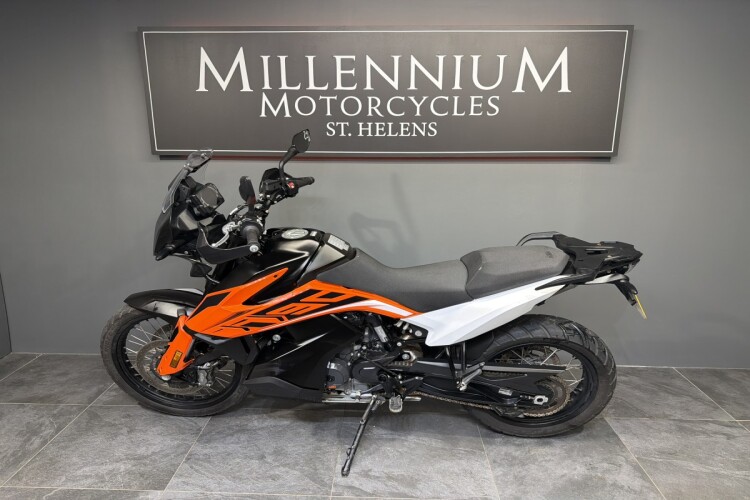 KTM 790 ADVENTURE
