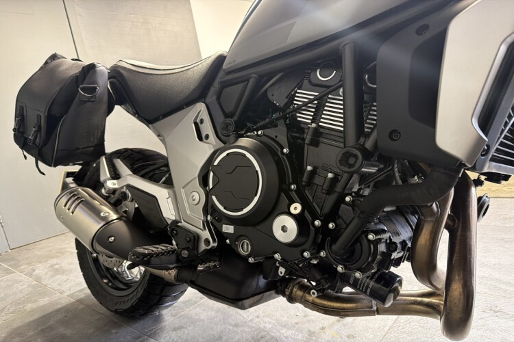 CFMOTO 700CL-X ADVENTURE