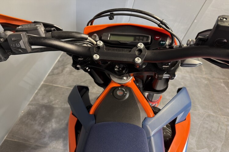 KTM 690 SMC R