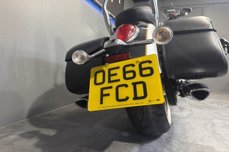 TRIUMPH THUNDERBIRD 1700