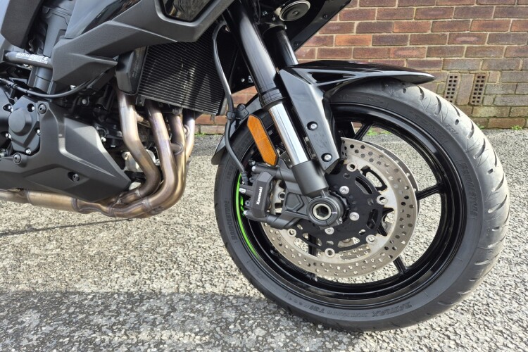 KAWASAKI VERSYS 1100