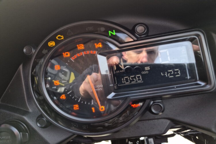 KAWASAKI VERSYS 1100