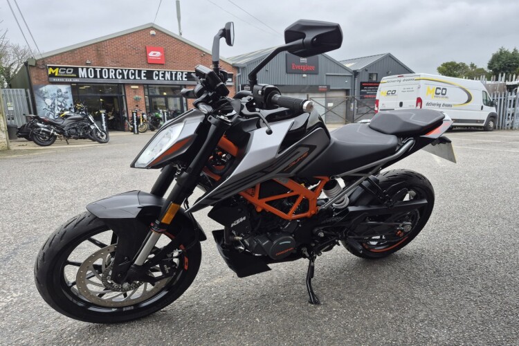 KTM 125 DUKE