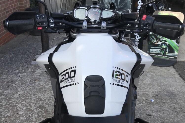 TRIUMPH EXPLORER