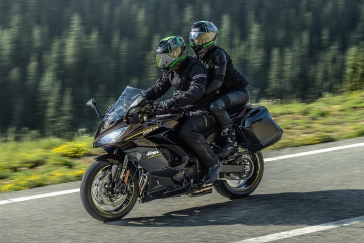 KAWASAKI NINJA 1100SX