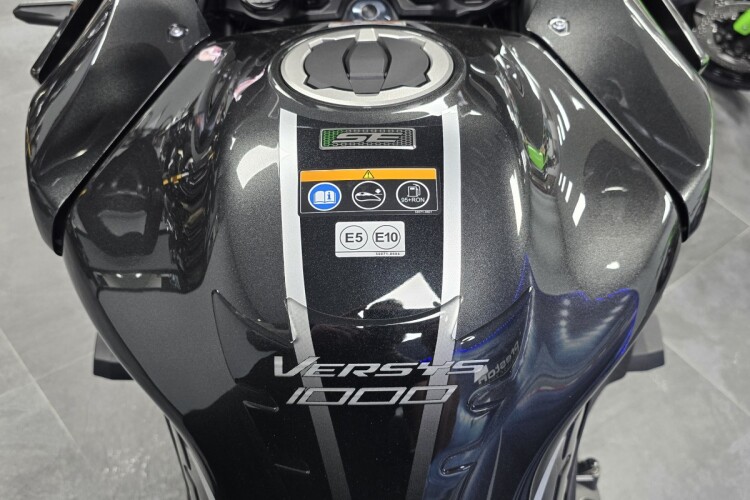 KAWASAKI VERSYS 1000