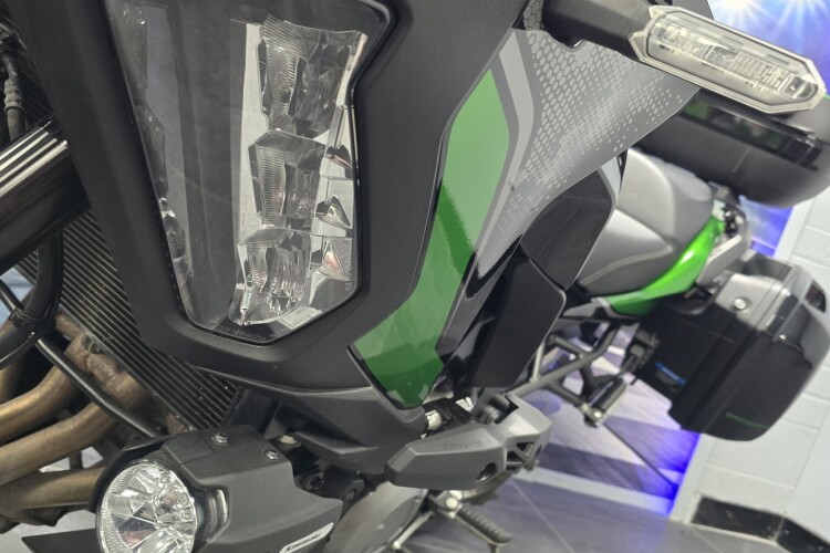 KAWASAKI VERSYS 1000