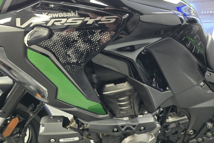 KAWASAKI VERSYS 1000