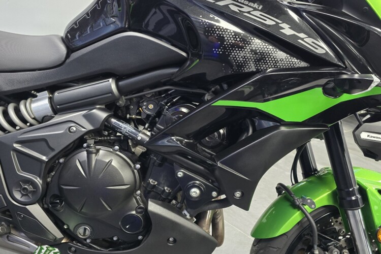 KAWASAKI VERSYS 650