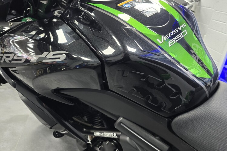 KAWASAKI VERSYS 650