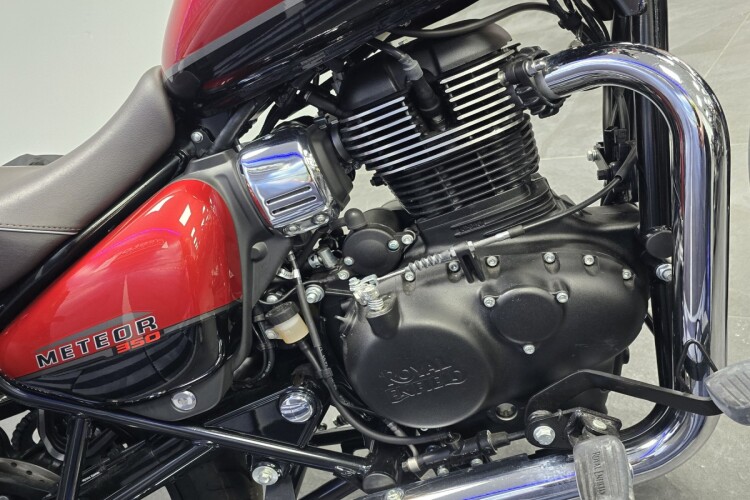 ROYAL ENFIELD METEOR 350