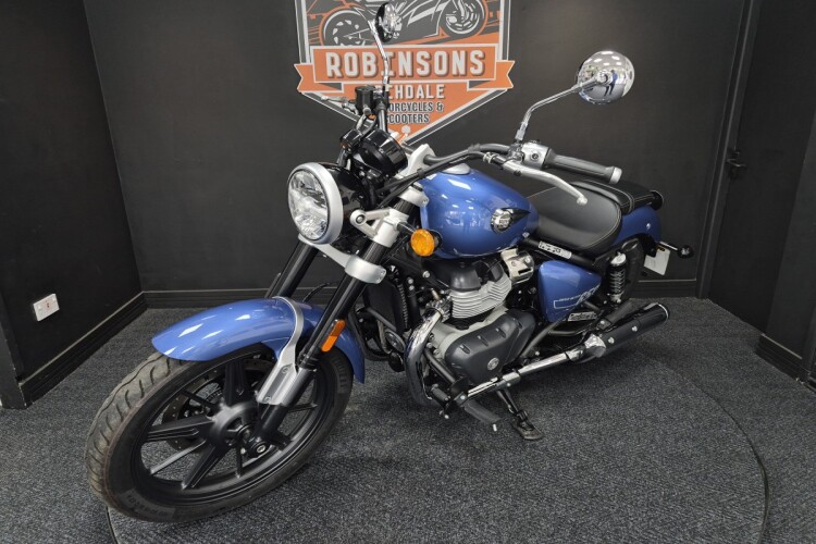 ROYAL ENFIELD SUPER METEOR 650