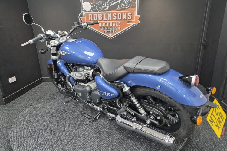 ROYAL ENFIELD SUPER METEOR 650